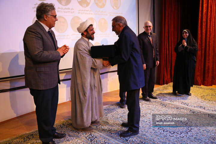 جشنواره تجلیل از پژوهشگران و فناوران برتر دانشگاه صنعتی اصفهان