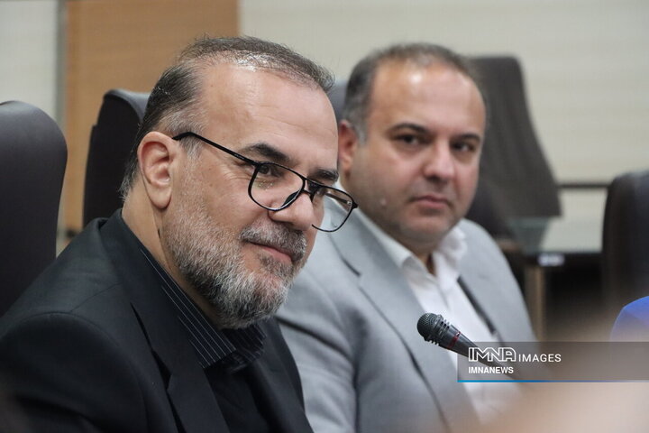 ششمین نشست خبری شهردار کرمان در آستانه هفته مقاومت