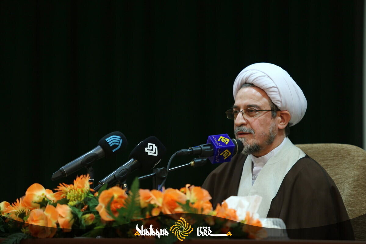 ولایت، محور وحدت و پایداری ملت ایران است