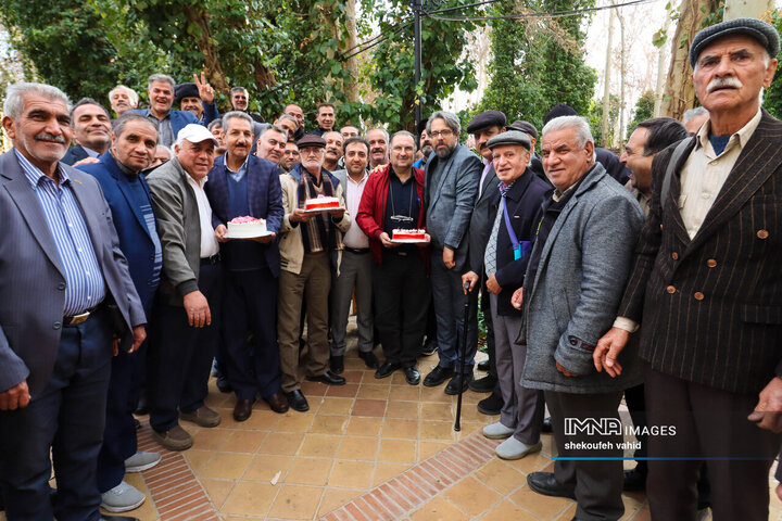 تور گردشگری بازنشستگان شهرداری اصفهان