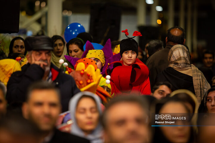 آیین افتتاح باغ ارغوان اصفهان