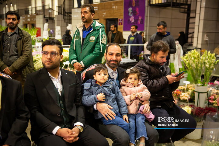 آیین افتتاح باغ ارغوان اصفهان