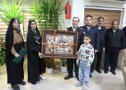 دیدار سرزده خانواده شهید سعید پناهی‌فر با فرمانده انتظامی استان اصفهان به مناسبت روز پدر