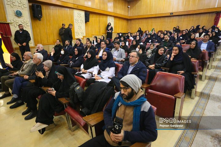 افتتاح دوازدهمین کلینیک درمان زخم مبتنی بر فناوری پلاسما در اصفهان