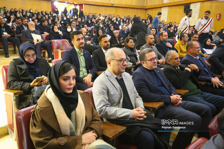 افتتاح دوازدهمین کلینیک درمان زخم مبتنی بر فناوری پلاسما در اصفهان