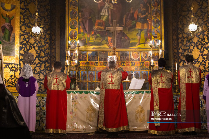 مراسم سال نو میلادی در کلیسای وانک