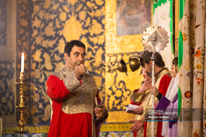 مراسم سال نو میلادی در کلیسای وانک