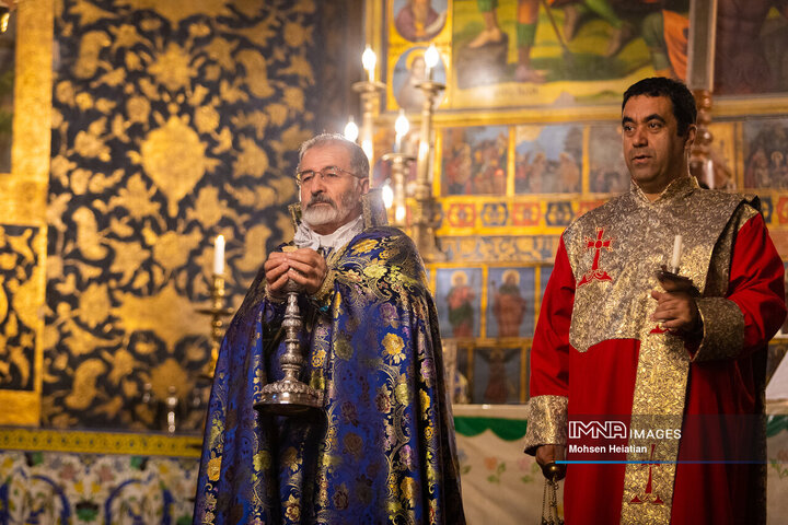 مراسم سال نو میلادی در کلیسای وانک