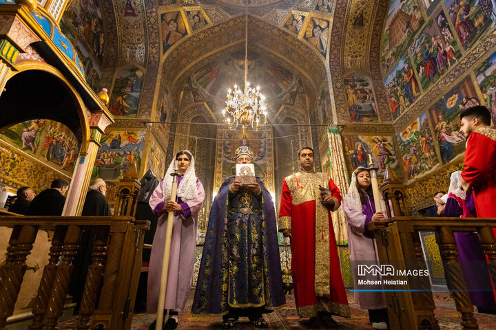 مراسم سال نو میلادی در کلیسای وانک