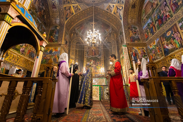 مراسم سال نو میلادی در کلیسای وانک