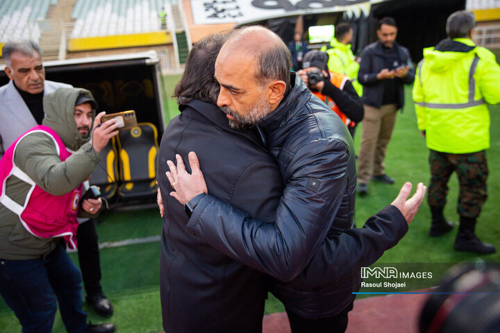 معوقه از هفته دهم لیگ برتر فوتبال؛ سپاهان  استقلال