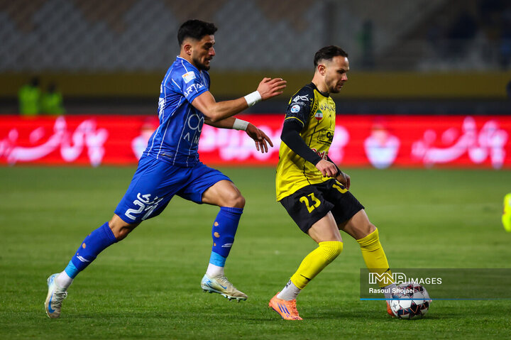 معوقه از هفته دهم لیگ برتر فوتبال؛ سپاهان  استقلال