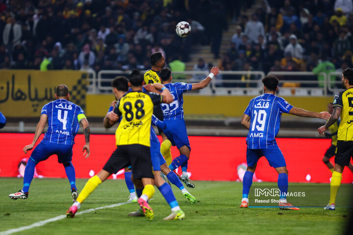 معوقه از هفته دهم لیگ برتر فوتبال؛ سپاهان  استقلال