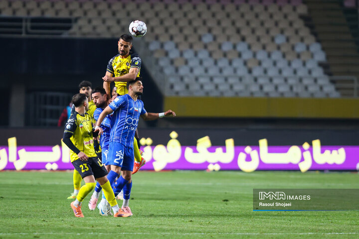 معوقه از هفته دهم لیگ برتر فوتبال؛ سپاهان  استقلال