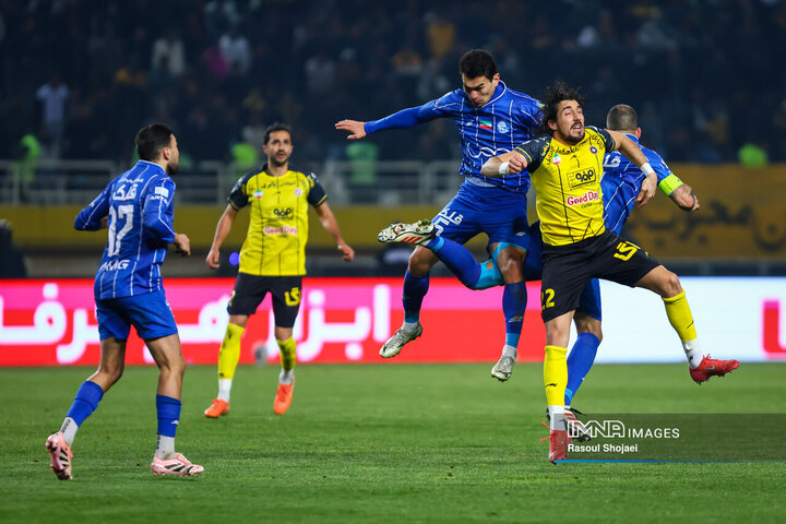 معوقه از هفته دهم لیگ برتر فوتبال؛ سپاهان  استقلال