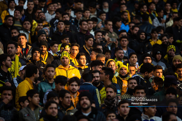 معوقه از هفته دهم لیگ برتر فوتبال؛ سپاهان  استقلال