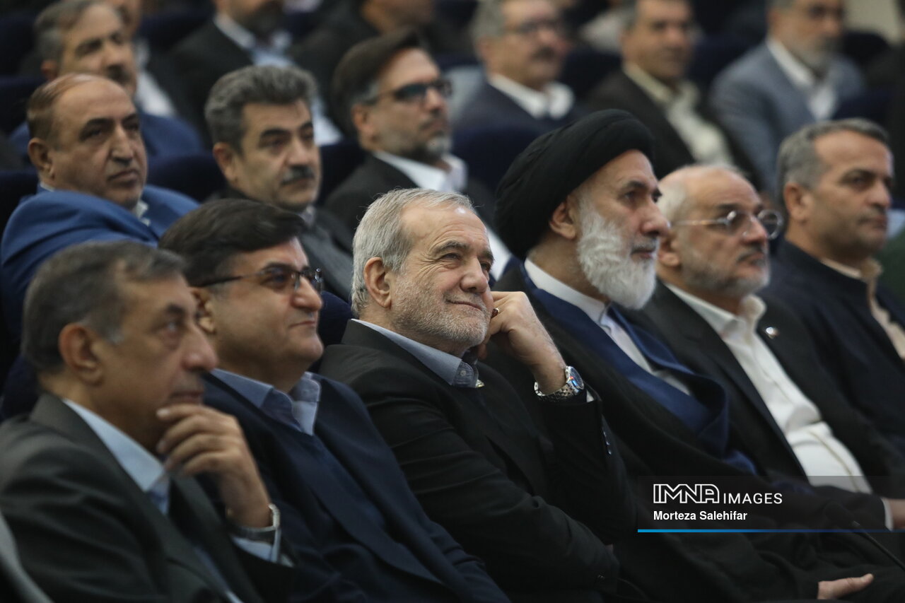 سفر استانی رئیس‌جمهور به چهارمحال و بختیاری