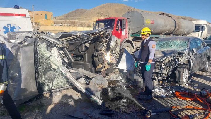 حادثه رانندگی در اراک چهار مصدوم و یک فوتی برجا گذاشت