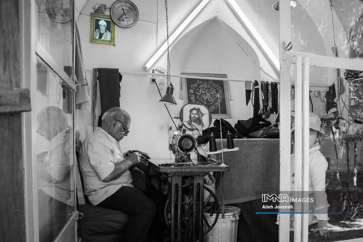 کسب روزی زیر سایه پدر