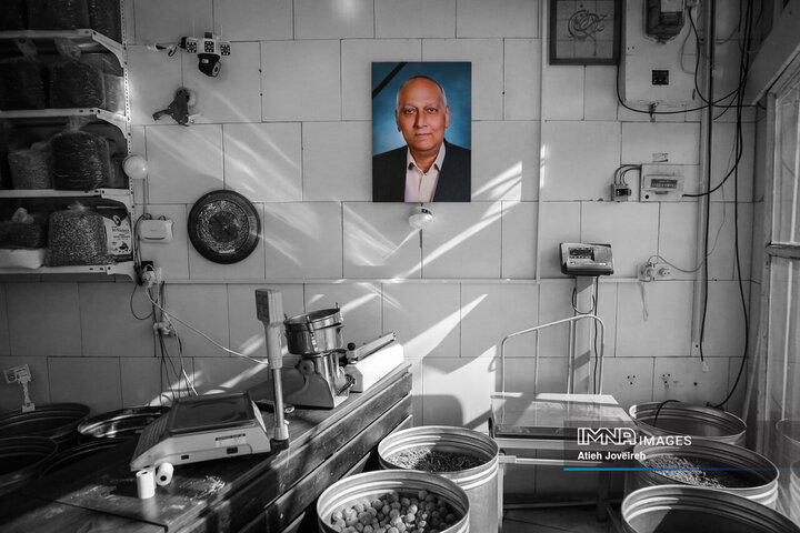 کسب روزی زیر سایه پدر