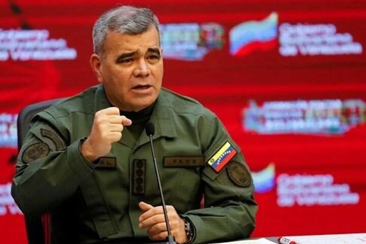 وزیر دفاع ونزوئلا پس از اعلام دستگیری مادور توسط آمریکا: به مقاومت ادامه می‌دهیم
