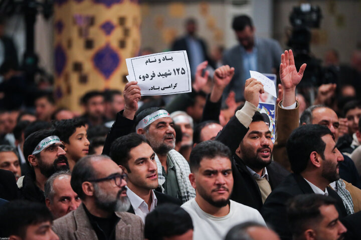 دیدار خانواده شهدای اقتدار با رهبر انقلاب