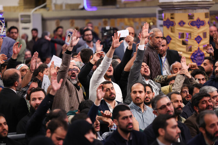 دیدار خانواده شهدای اقتدار با رهبر انقلاب