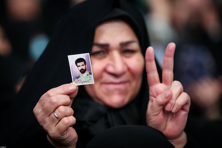 دیدار خانواده شهدای اقتدار با رهبر انقلاب