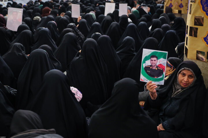 دیدار خانواده شهدای اقتدار با رهبر انقلاب