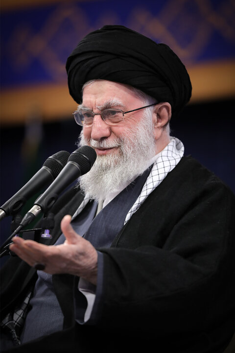 دیدار خانواده شهدای اقتدار با رهبر انقلاب