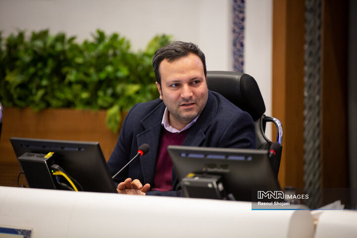 مصطفی نباتی نژاد رئیس مرکز پژوهش های شورای اسلامی شهر