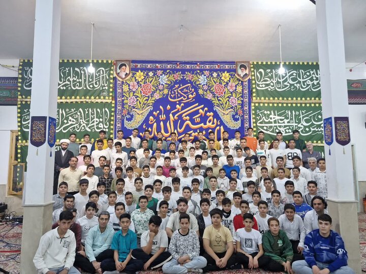 رشد ۱۴ درصدی معتکفان در اردستان