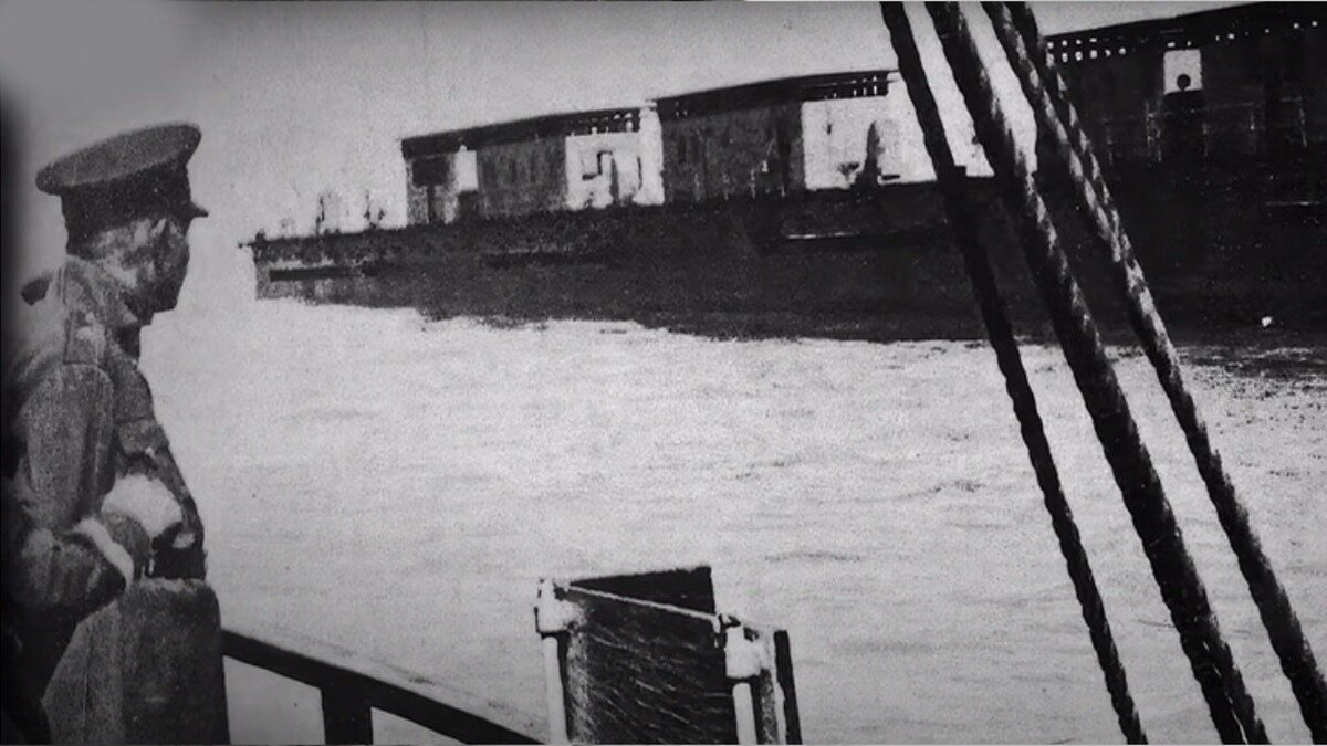 از رضاخان تا مادورو؛ ما هم این ذلت را تجربه کردهایم!