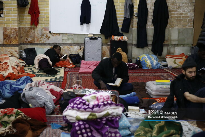 مراسم اعتکاف طلاب غیر ایرانی