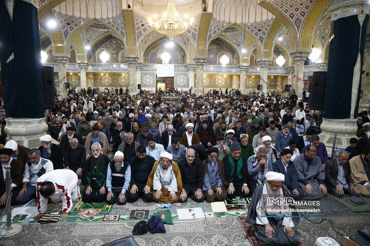 مراسم اعتکاف طلاب غیر ایرانی