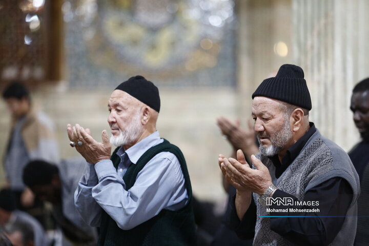 مراسم اعتکاف طلاب غیر ایرانی