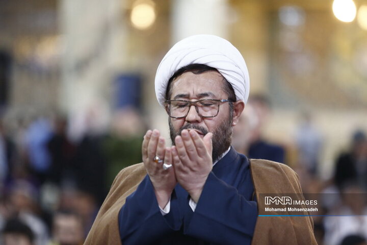 مراسم اعتکاف طلاب غیر ایرانی