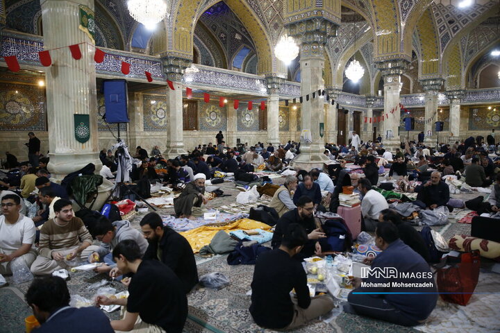 مراسم اعتکاف طلاب غیر ایرانی