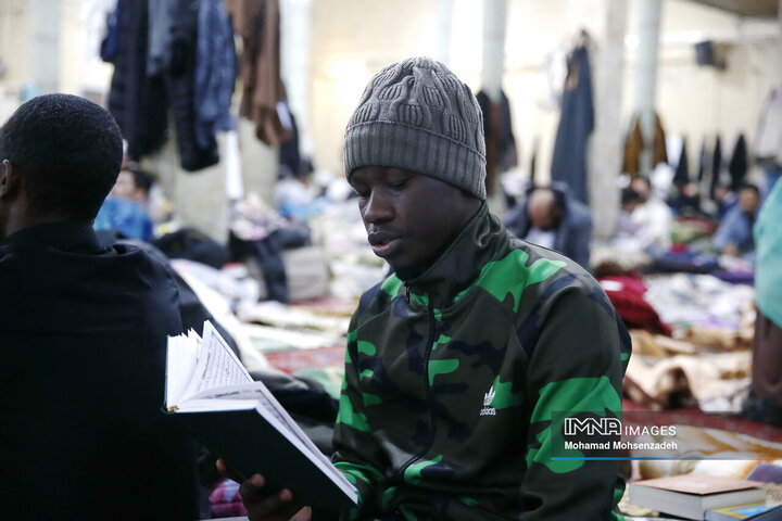 مراسم اعتکاف طلاب غیر ایرانی