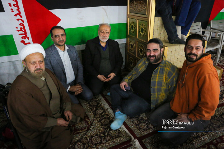 بزرگترین اعتکاف دهه نودی‌ها در مسجد سید اصفهان