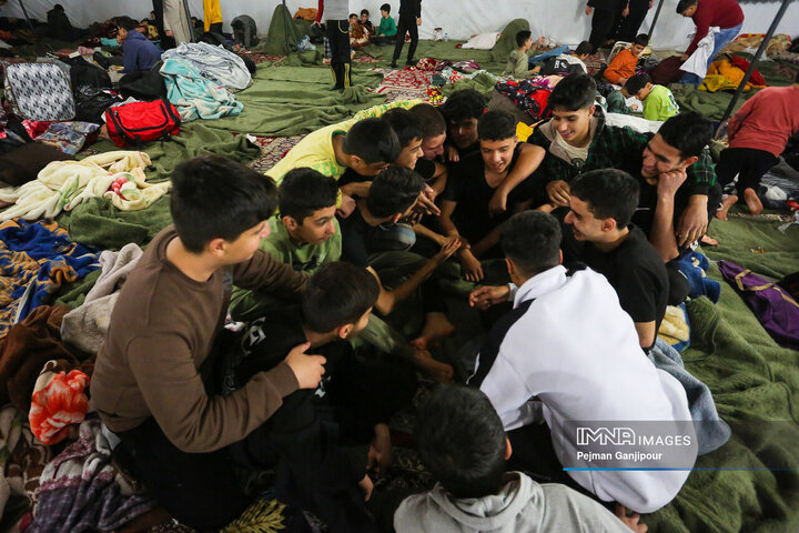 بزرگترین اعتکاف دهه نودی‌ها در مسجد سید اصفهان