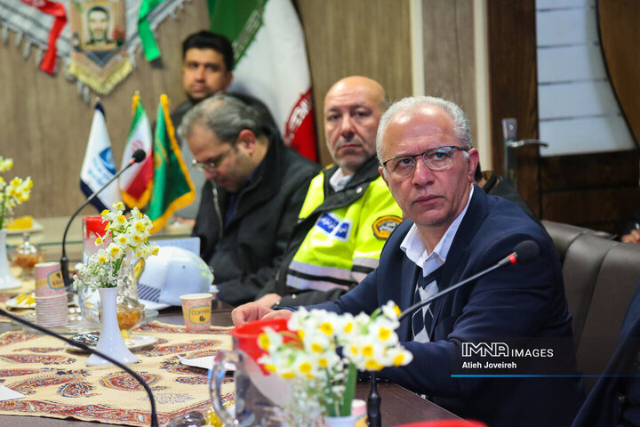 جلسه رسیدگی ساماندهی پایانه‌های مسافربری اصفهان