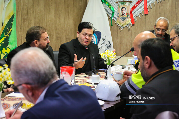 جلسه رسیدگی ساماندهی پایانه‌های مسافربری اصفهان