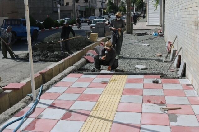 ادامه نهضت پیاده‌روسازی منطقه ۳ شهرداری قم با اعتبار ۱۲۰ میلیاردی