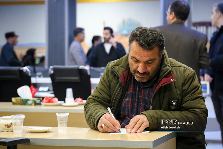 جلسه نهضت پاسخگویی به مطالبات شوراهای اسلامی و دهیاران بخش مرکزی شهرستان اصفهان