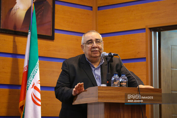 جلسه نهضت پاسخگویی به مطالبات شوراهای اسلامی و دهیاران بخش مرکزی شهرستان اصفهان