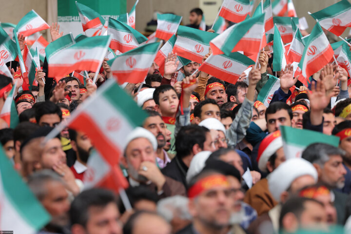 دیدار مردم قم با رهبر انقلاب