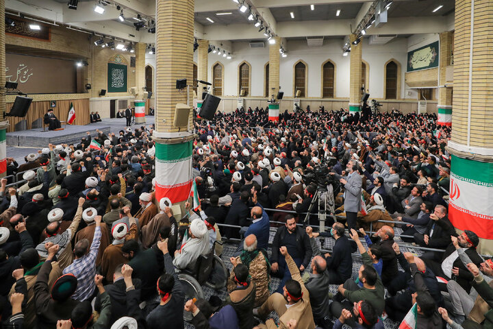 دیدار مردم قم با رهبر انقلاب