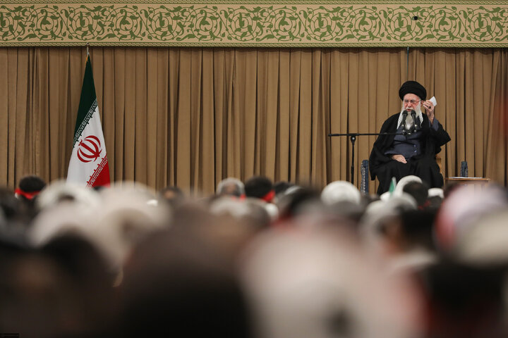 دیدار مردم قم با رهبر انقلاب