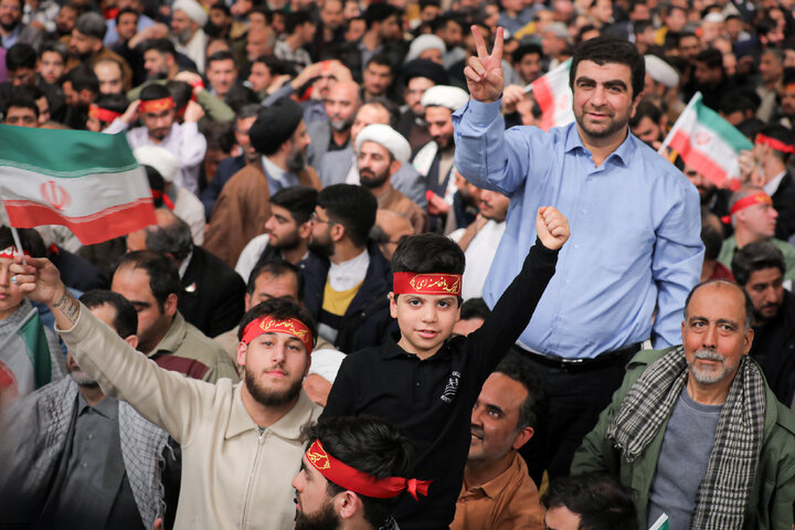 دیدار مردم قم با رهبر انقلاب